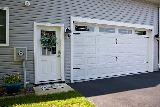 24/7 Emergency Garage Door Roller Replacement experts in Ammon, ID